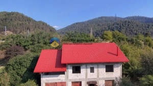 Casă + Teren de vânzare – Pângărǎcior - imagine 3