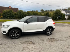 Volvo XC40 2.0 diesel 150 cp - imagine 3