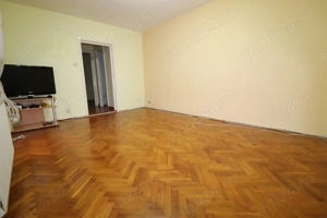 Apartament spatios cu 2 camere, zona Circumvalatiunii-McDrive