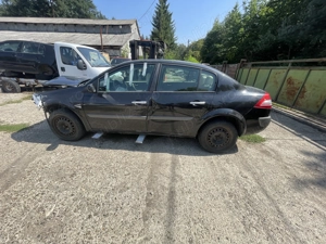 Dezmembrez Renault Megane II Facelift 1.6 16V 82kW 112Cp an 2008 - imagine 5
