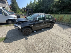 Dezmembrez Renault Megane II Facelift 1.6 16V 82kW 112Cp an 2008
