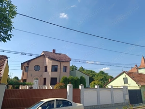  VILA DEOSEBITĂ DE VÂNZARE ÎN ARAD – ZONA CENTRALĂ - imagine 4