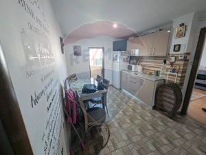 Apartament cu 2 camere de vânzare în zona Sud-Vest - imagine 3