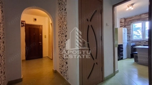 Apartament semidecomandat 3 camere, Miorita - imagine 11