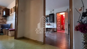 Apartament semidecomandat 3 camere, Miorita - imagine 5