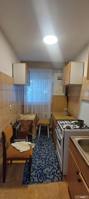 Apartament 2 camere Dărmănești etaj 2 cu balcon, liber fără îmbunatățiri - imagine 4