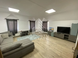 Casa cu 5 camere , zona Balcescu