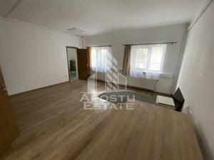 Casa cu 5 camere , zona Balcescu - imagine 13