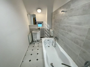 Casa cu 5 camere , zona Balcescu - imagine 9