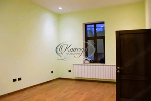 Apartament cu parcare in cladire interbelica, situat Ultracentral - imagine 3