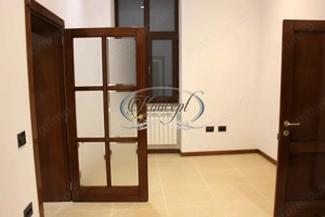 Apartament cu parcare in cladire interbelica, situat Ultracentral - imagine 7