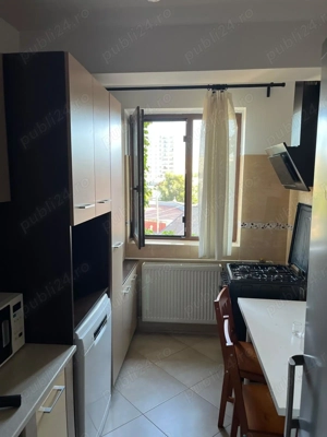 Ap 2 camere pe 2 etaje metrou aparatorii patriei + loc parcare (Strada Balea 3) - imagine 7