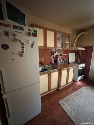 Inchiriez apartament 2 camere