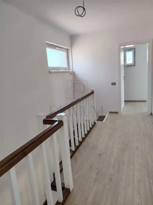 Duplex despartit prin garaj - zona excelenta - toate utilitatile - asfalt - imagine 6