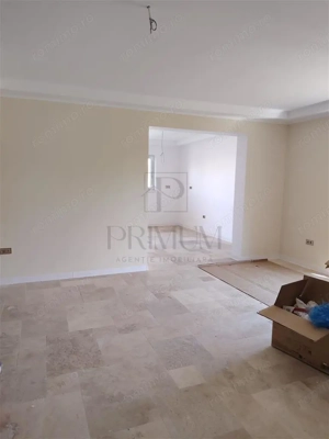 Duplex despartit prin garaj - zona excelenta - toate utilitatile - asfalt - imagine 4