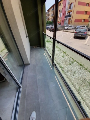 Apartament modern cu 2 camere de închiriat în Giroc, lângă hotel IQ! - imagine 6