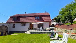 Casa individuala 4 dormitoare - garaj - teren 1457 mp in Sibiu Mohu