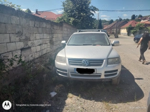 VW Touareg 2.5 pentru dezmembrare.Pret fix