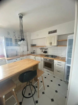 Apartament cu 4 camere, etaj intermediar, zona Catedrala - imagine 3