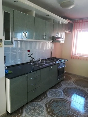 Apartament 3 camere in bloc Digi Nadlac - imagine 2