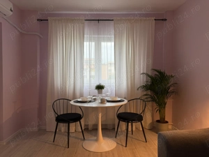 Închiriez garsoniera str Avrig 400 euro