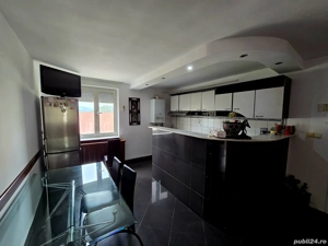 3 camere decomandat calea Romanului 