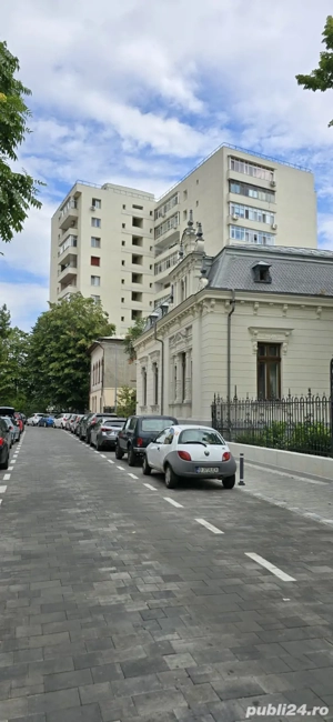 Garaj incalzit ultracentral exclusivist  - imagine 4