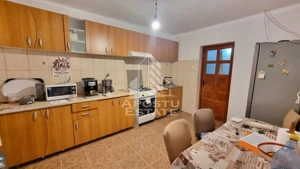 Casa individuala, curte generoasa, centrala proprie, sat Covaci - imagine 4 Casa individuala, curte generoasa, centrala proprie, sat Covaci - imagine 4