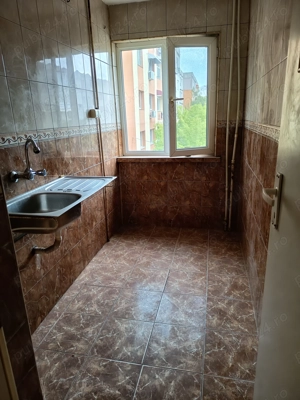 2 camere Craiovita 2 4,nemobilat,200 euro.