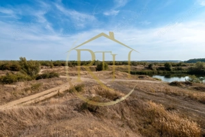 Investiție unică, 10 ha teren cu luciu de apă, ideal pentru turism și agrement! - imagine 14