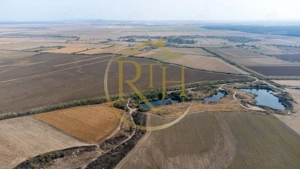 Investiție unică, 10 ha teren cu luciu de apă, ideal pentru turism și agrement! - imagine 9