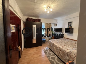 Apartament 3 camere 1 Mai et 4/4 - imagine 11