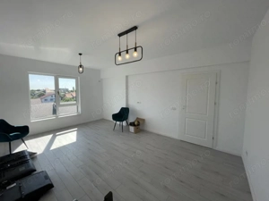 Prelungirea Ghencea, Drumul Ghindari, 2 camere + terasa, 70mp, decomandat.