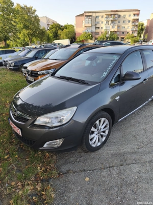 Vând Opel Astra j 2011 - imagine 3