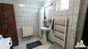 Vila individuala Otopeni cu curte generoasa – Potential ridicat! - imagine 10