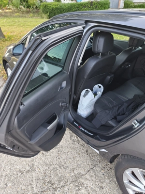 Vând Opel Astra j 2011 - imagine 5