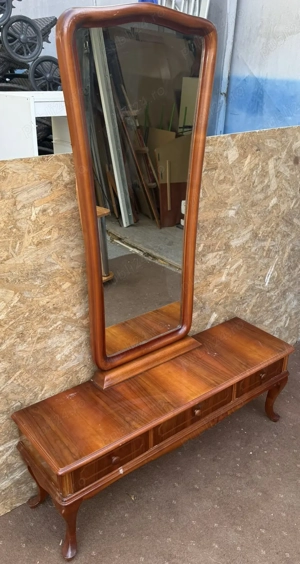 Comoda Vintage cu Oglinda; Toaleta Vintage de machiaj