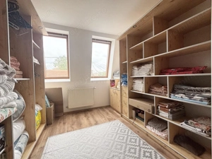 Casa spatioasa si bine compartimentata in Cantemir– locatie excelenta - imagine 7 Casa spatioasa si bine compartimentata in Cantemir– locatie excelenta - imagine 7