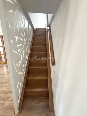 Casa spatioasa si bine compartimentata in Cantemir– locatie excelenta - imagine 12 Casa spatioasa si bine compartimentata in Cantemir– locatie excelenta - imagine 12