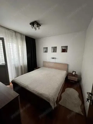 Apartament cu 3 camere centrala proprie balcon pe ambele parti Lipovei