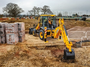 Inchiriez buldoexcavator JCB 3cx 2016 cu operator pt. diferite lucrari - imagine 5