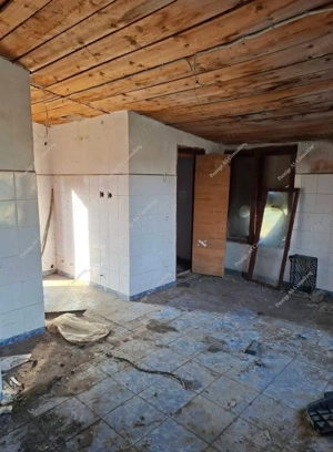 Teren 511mp | Toate utilitatile | Sanmihaiu Roman - imagine 2