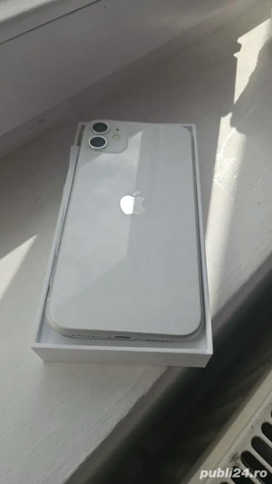 vand iphone 11 alb impecabil