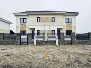 Duplex modern - toate utilitatile - personalizare interioara - imagine 9