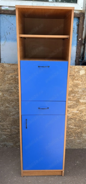 Dulap cu Rafturi si sertare; Dulap de depozitare cu usa si polite