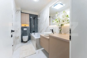 Apartament la cheie, decomandat, totul nou, parcare, zona Terra - imagine 17