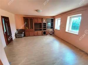 Casa cu 4 camere si 1650 mp teren la doar 30 km distanta de Sibiu - imagine 19