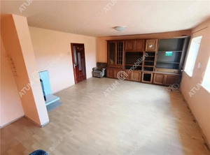 Casa cu 4 camere si 1650 mp teren la doar 30 km distanta de Sibiu - imagine 5