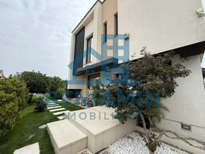 Vila ultramoderna Consul cu piscina si design impresionant - imagine 3