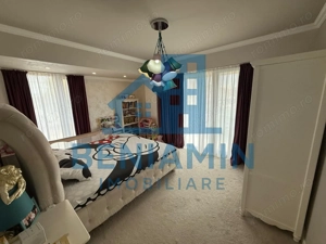 Vila ultramoderna Consul cu piscina si design impresionant - imagine 7